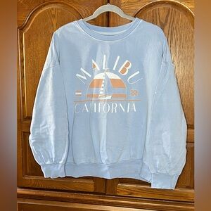 Malibu California Graphic Crewneck Sweatshirt – Light Blue – Size XL